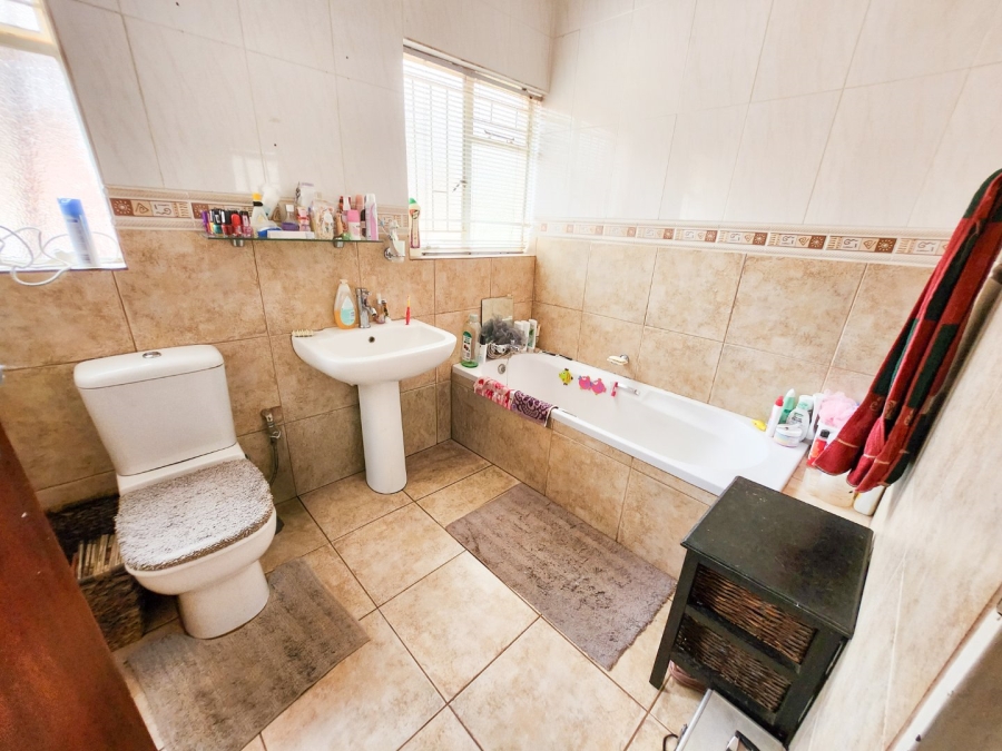 3 Bedroom Property for Sale in Doringkruin North West